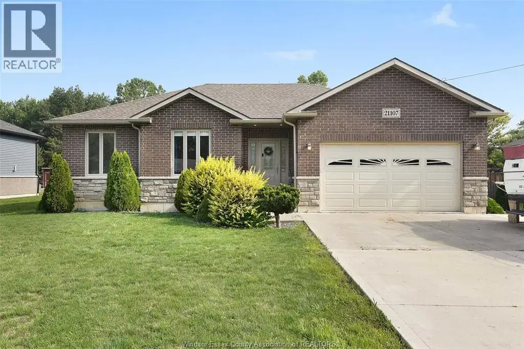 21107 Mclean Road, Wheatley